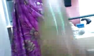 ब्रिटनी एम्बर एक सेक्सी मूवी वीडियो में सेक्सी blowjob देता है.