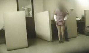 वह बड़ा मुर्गा पर श्रीदेवी की सेक्सी मूवी अपने पसंदीदा पत्नी डालता है.